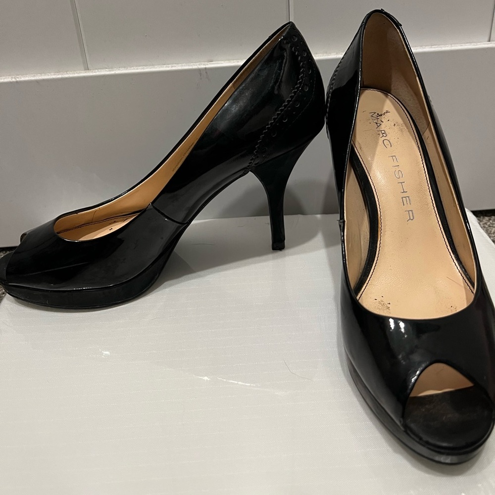Marc Fisher 4” heels